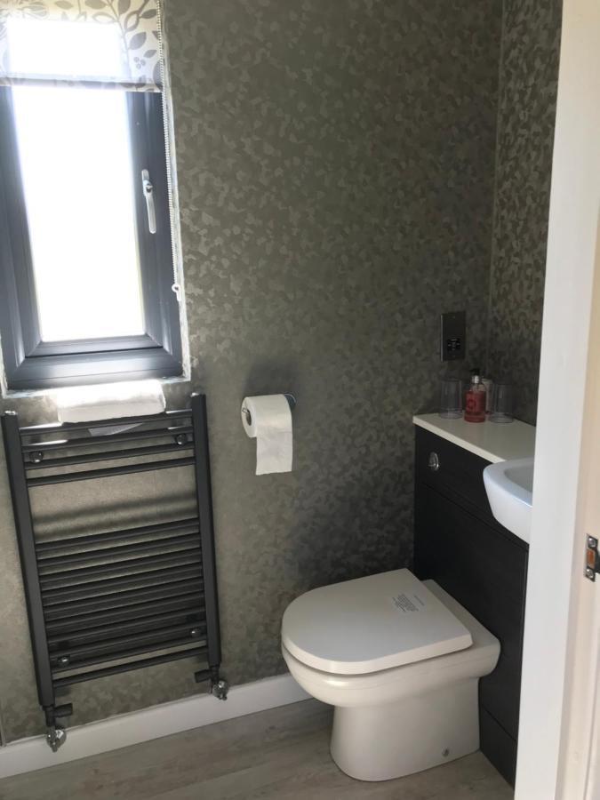 Parkknott Retreat Luxury Lodge With Private Hot Tub Askam in Furness Esterno foto